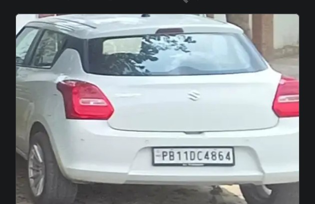 A red light car broke the barricade and injuring a policeman